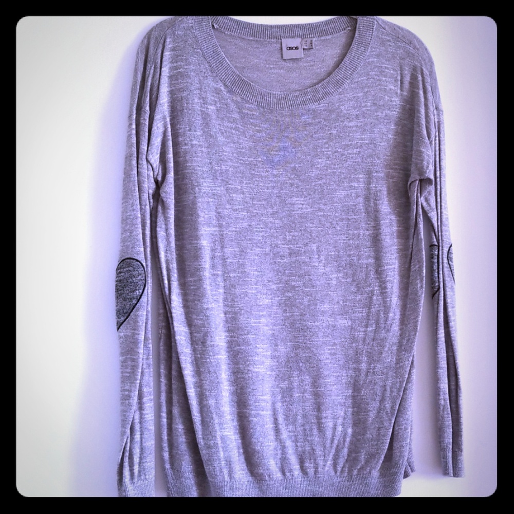 Gray sweater with heart sleeves